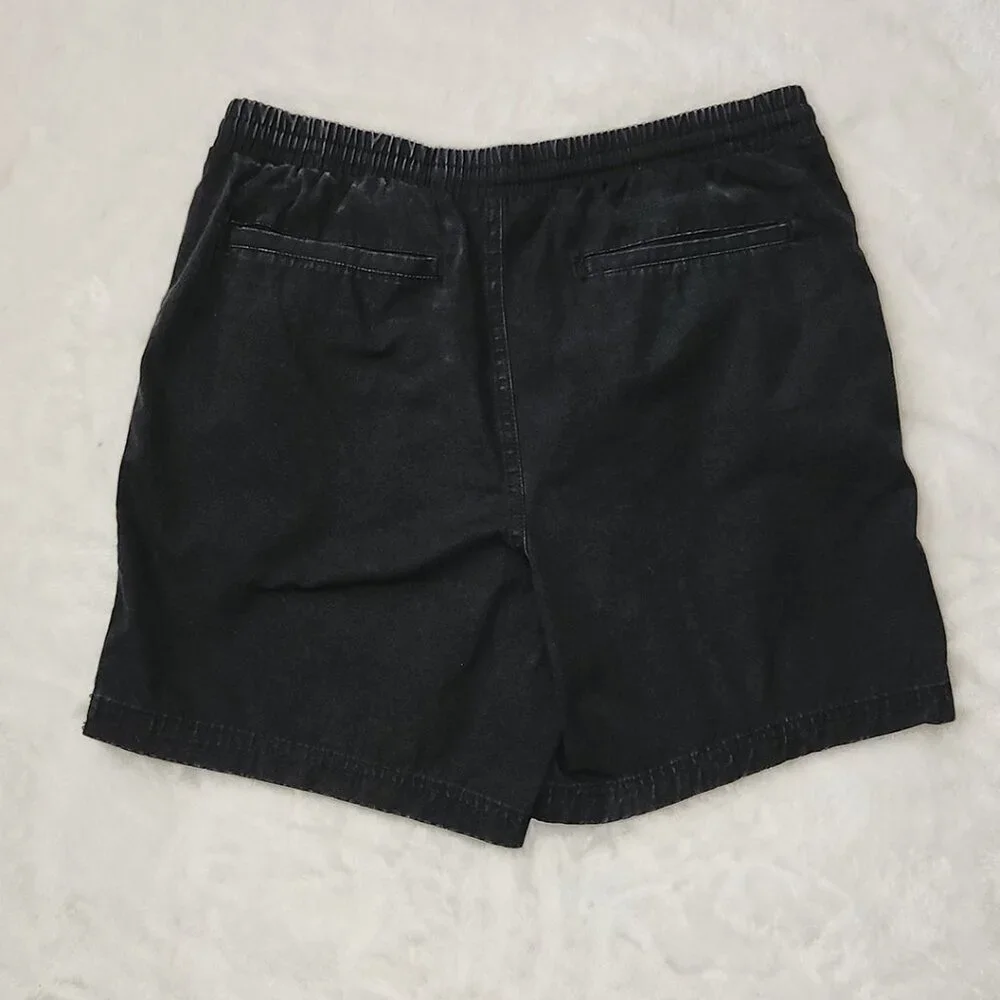 🩳 Men’s Distressed Black Shorts – Size Small 28–30, 100% Cotton, NWT